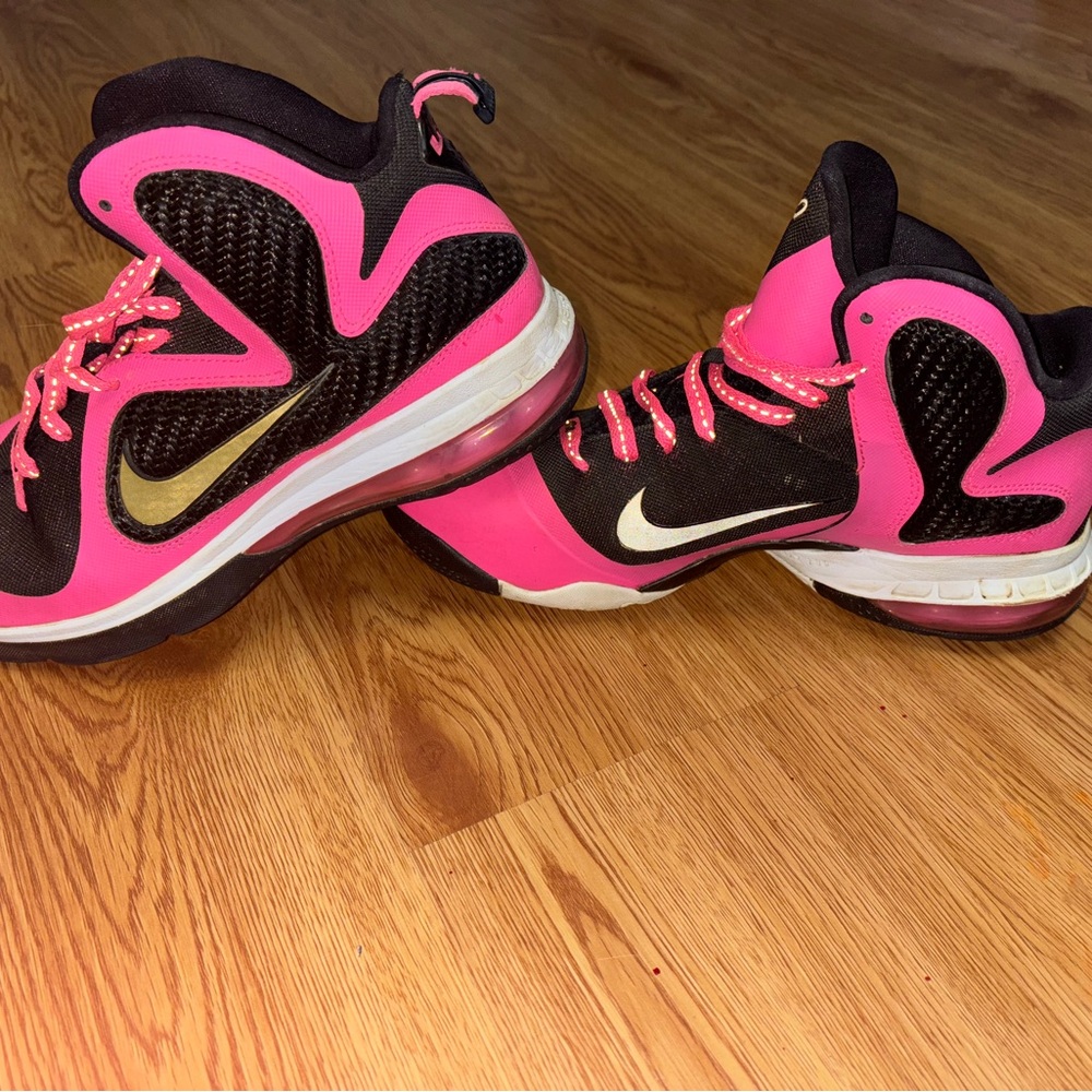 LeBron James Nike Black and Pink High-Tops with Gold Accents